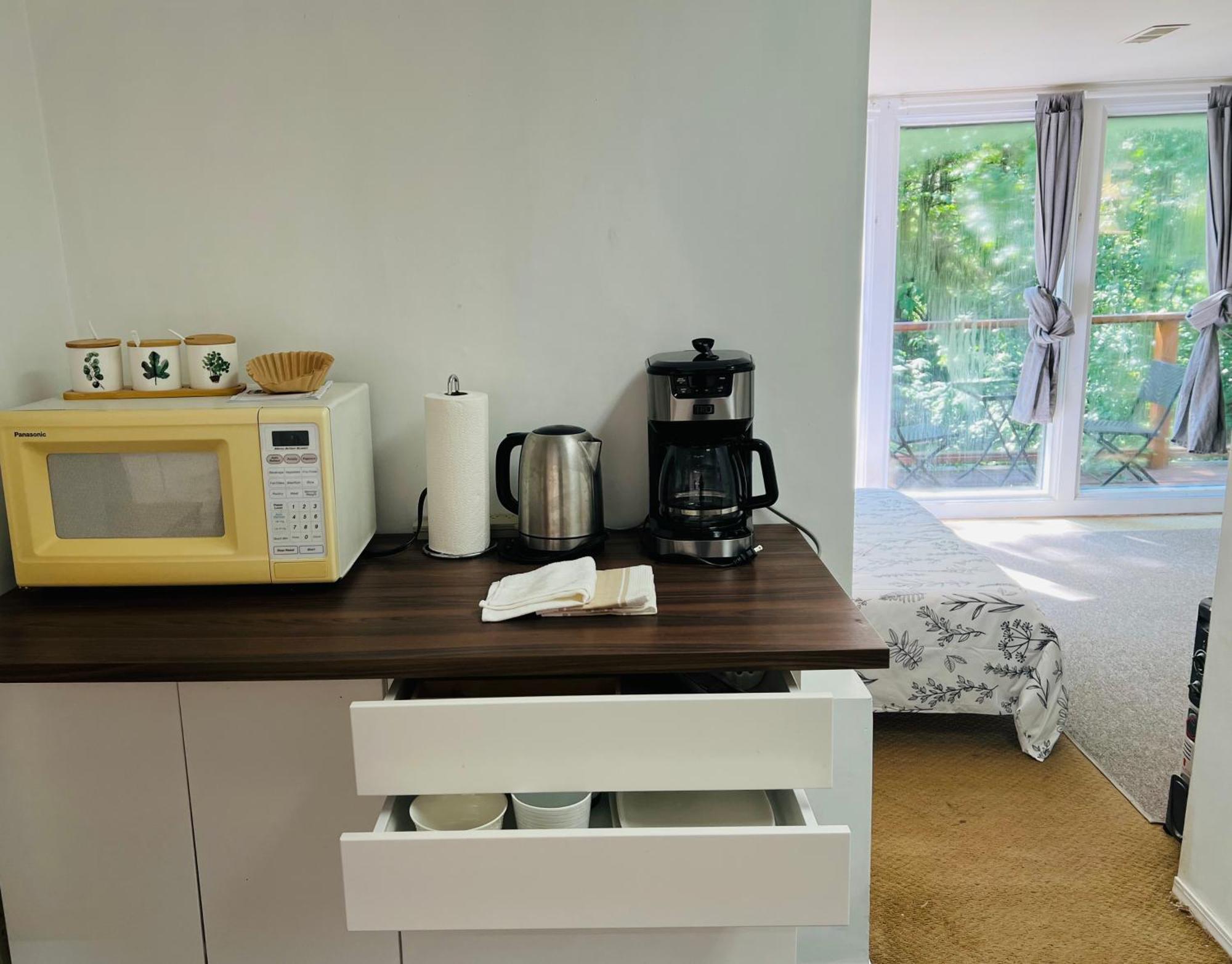 Creekside Private Suite North Vancouver Bagian luar foto