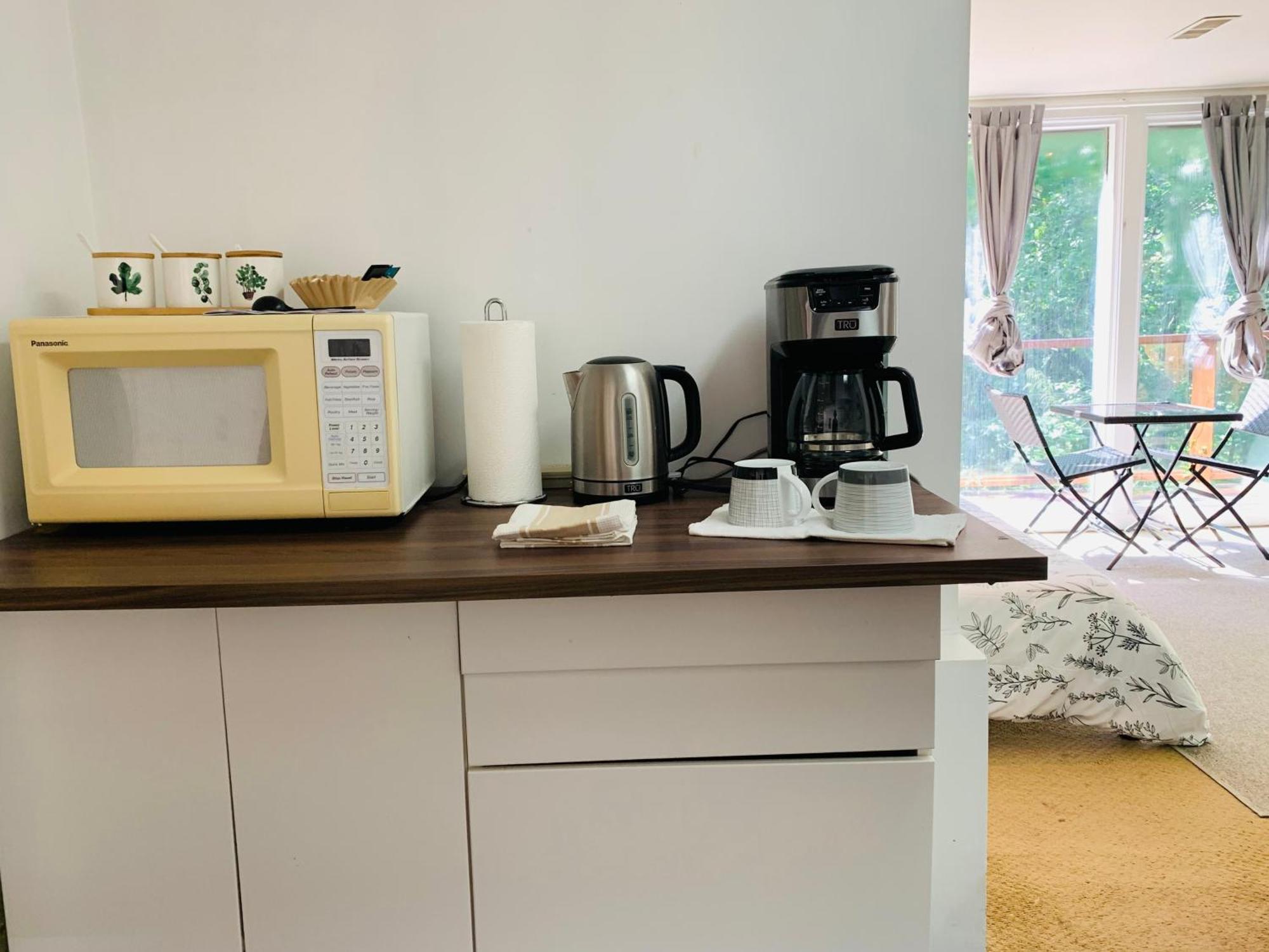 Creekside Private Suite North Vancouver Bagian luar foto